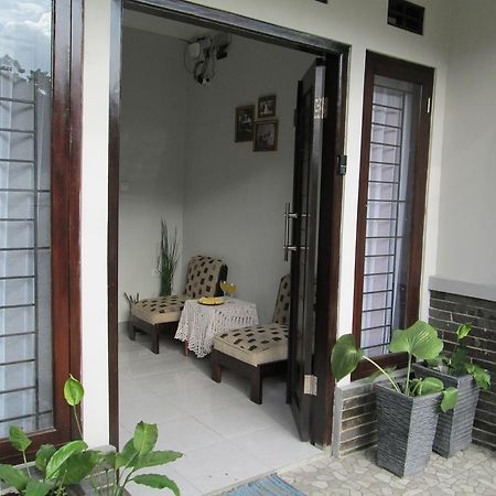 Elenor'S Home Бандунг Екстериор снимка