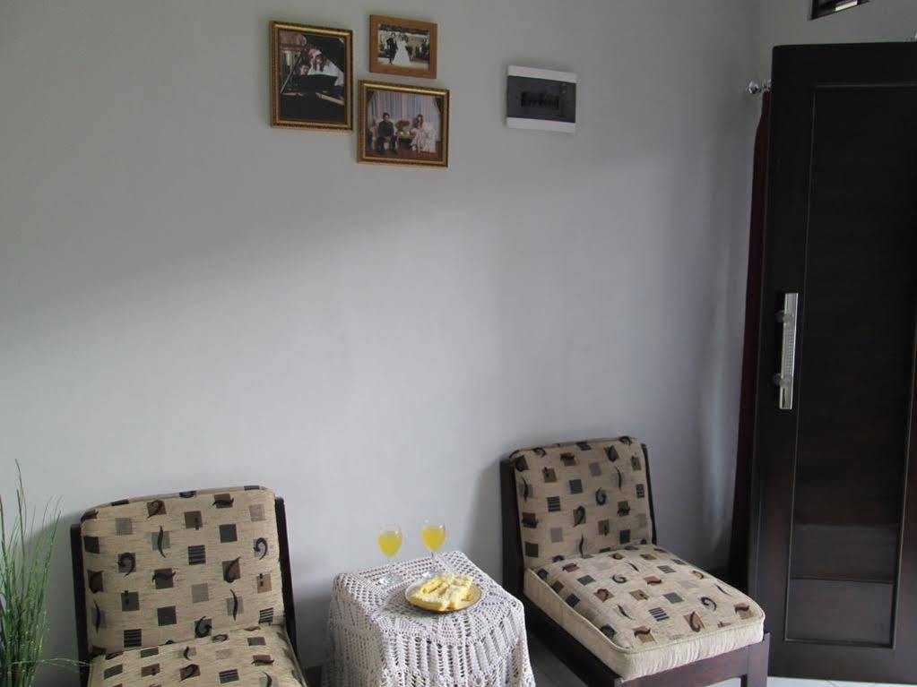 Elenor'S Home Бандунг Екстериор снимка